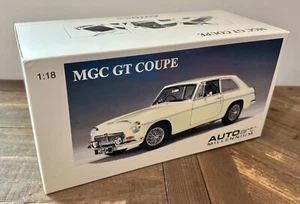 Auto Art AutoArt 1/18 MGC GT Coupe MG 76621 Snowberry White Brand NEW Free Ship - Picture 1 of 12