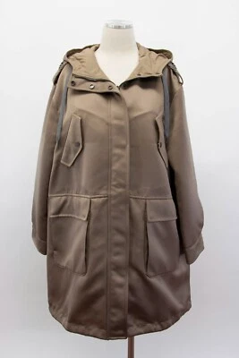 Sobretudo feminino Brunello Cucinelli com capuz cetim tamanho 42 W242 novo com etiquetas US$ 5995 - Imagem 1 de 4