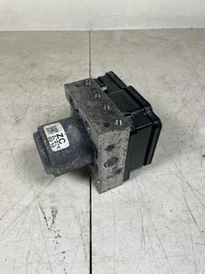 2012-2015 Honda Pilot AWD Anti-Lock Brake Pump ABS SZAA1 - Image 1 of 4