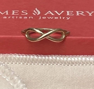 Anillo infinito pequeño de oro amarillo de 14 k James Avery - Imagen 1 de 9