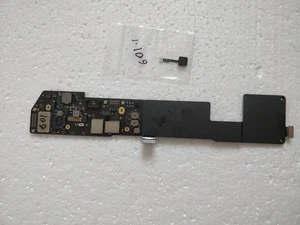 Apple Macbook Air 13 2020 M1 Logic Board, A2337, EMC 3598, 8GB, 256GB, MacOS - Picture 1 of 3