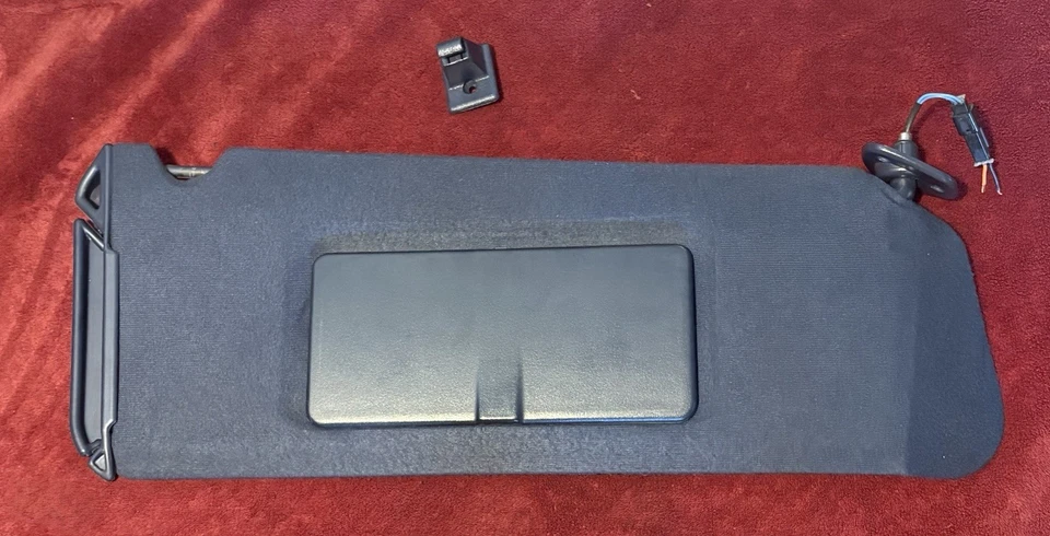 Parasol derecho Chevy GMC Suburban Yukon Tahoe 95-99 azul pasajero OEM Foto 1 de 4