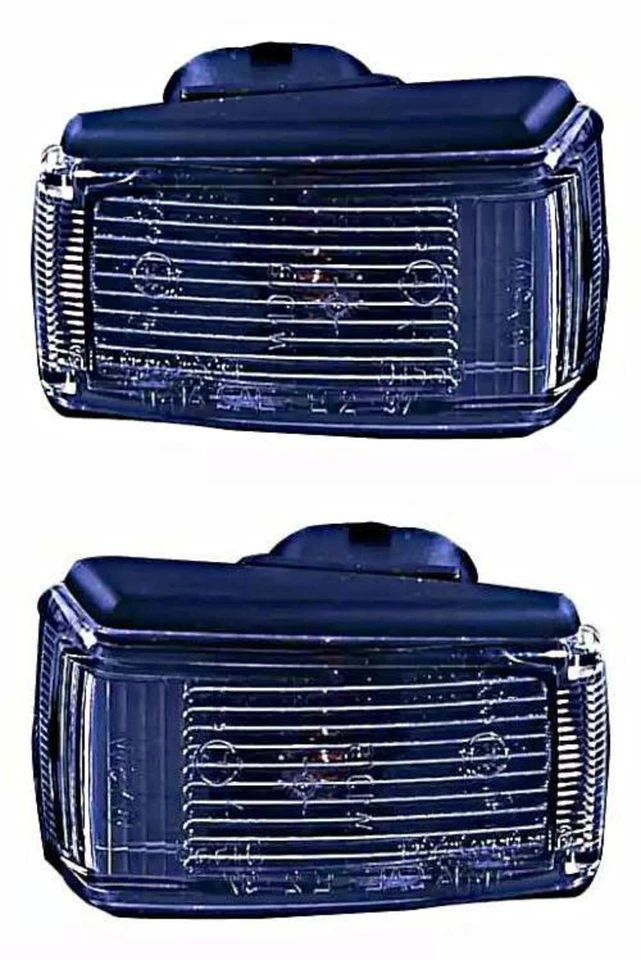 VOLVO S40 V40 S70 V70 C70 940 Side Turn Signal Markers - Image 1 of 1