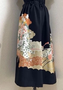 Unikat Kimono Wickelrock Upcycling schwarz Tomesode Vintage Scenic Freesize - Bild 1 von 6