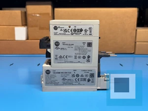 Allen Bradley 193-ESM-VIG-30A-C23 & 193-EIO-22-24D & 193-ECM-ETR - E300 Baugruppe - Bild 1 von 6