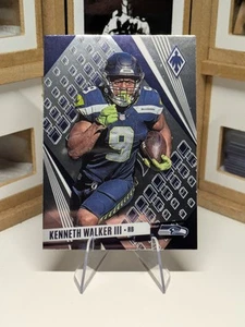 Kenneth Walker III Seahawks 2023 Panini Phoenix Short Print SP No 42 - Picture 1 of 2