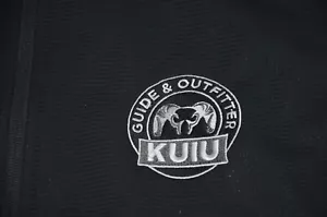 KUIU Peloton 240 Vest GUIDE OUTFITTER Program Logo RARE Men XL Black Hunting - Picture 1 of 4