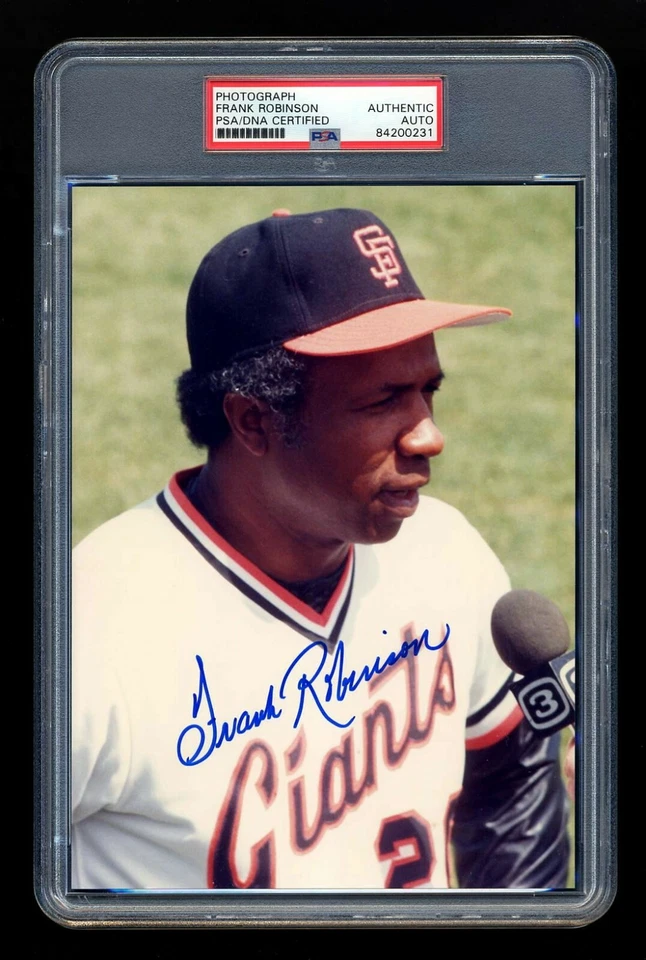 FRANK ROBINSON SIGNED MINT TYPE 1 PHOTO PSA/DNA AUTOGRAPHED SAN FRANCISCO GIANTS - Image 1 of 1