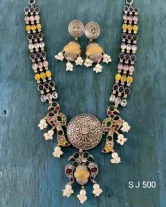 Necklace Set With Hand Carved Stones And Real Ahmedabadi Kundan N Beads - Picture 1 of 1
