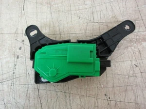 2014 Hyundai i30 GD Estate Fuel Flap Lock Motor Actuator - Picture 1 of 4