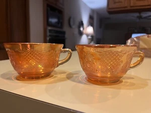 Copa Caléndula Iridiscente Normandía Vidrio Depresión Federal Dos 2 Tazas Brillante - Imagen 1 de 6