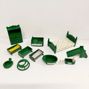 Sylvanian Families Vintage Green Children's Nursery Furniture & Accessories 80s - Picture 1 of 24