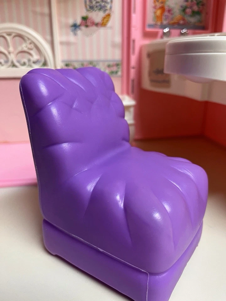 Barbie Dream House 1993 Purple Chair Replacement Furniture VTG - Image 1 of 4