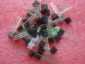 50 pcs BF495 BJT NPN 30/20V 30mA  200MHz 0,3W TO-92  TRANSISTOR  TRANSISTORS NEU - Bild 1 von 1