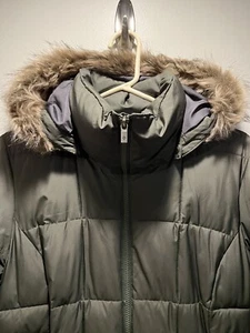 Columbia Lone Creek Kunstfellmantel mit Kapuze Damen Medium Jacke grün isoliert - Bild 1 von 11