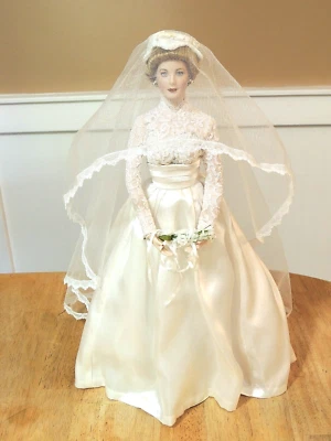 Franklin Mint PRINCESS GRACE KELLY 16" Doll In Wedding Gown, w/ Box, COA, Papers - Image 1 of 4