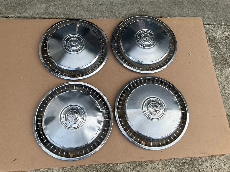 Четыре 15-дюймовых колпака колес 1971 1972 Ford LTD 1973 1975 1979 F100 F1590 E150 - Изображение 1 из 3