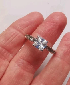 Sterling Silver CZ Ring, Size T. R15M - Picture 1 of 3