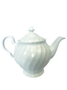 Regency Teapot & Lid Johnson Brothers Earthenware Ironstone Made in England - Picture 1 of 9