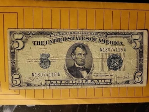 Misaligned Serial Number Error $5.00 Note ~1934 C - Picture 1 of 6