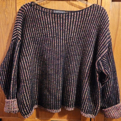 Suéter Pullover Para Mujer French Connection Negro Rayas Talla Mediana Usado en Excelente Condición Foto 1 de 4