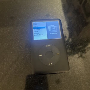 Apple iPod Classic 6th Gen Black MB147LL - Picture 1 of 3