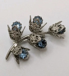 Vintage Blumenstrauß Silber Ton Blau Strass Brosche 2,5" - Bild 1 von 6