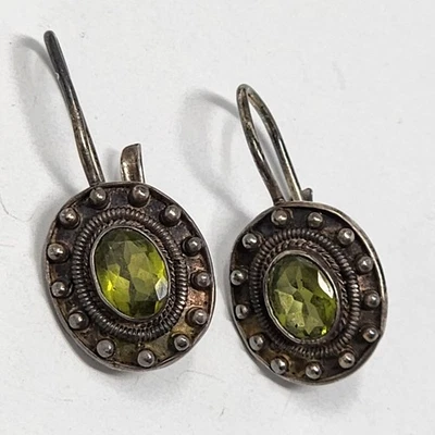 古董纯银绿色橄榄石椭圆形耳环  — 第 1/4 张图片
