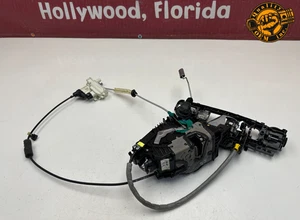 Mercedes Clase S 2014-20 sedán cierre de puerta trasera derecha con actuador cierre suave - Imagen 1 de 15