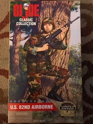 G.I. Joe Classic Collection G.I Jane 1998 孩之宝限量版军用人偶 — 第 1/3 张图片