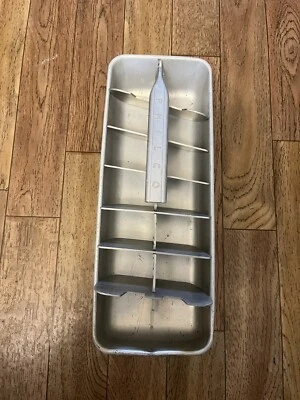 Vintage PHILCO Aluminum Ice Cube Tray MCM, Hinged Lever Action, Kitchenware - Image 1 of 3