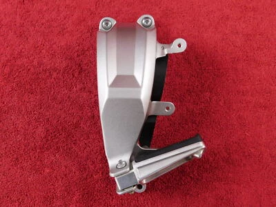 ЛЕВАЯ СТОРОНА задняя пассажирская опора / задняя подножка 12-21 SUPER TENERE XT1200Z XTZ12 - Изображение 1 из 4