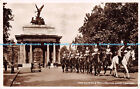 R169995 The Guards and Wellington Arch. London. RP. 1953
