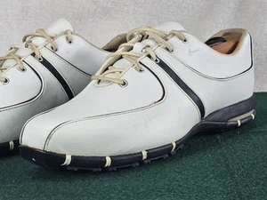 ! Nike Tac Air Low Top Lace Up Golf Shoes Women 7.5  White 314906-101 NICE ! - Picture 1 of 13