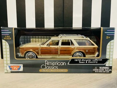 Motormax 1/24 1 24  American Classics 1979 Chrysler LeBaron Town & Country - Immagine 1 di 2