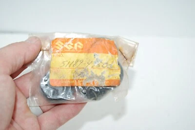 Tapa superior horquilla delantera genuina Suzuki GS1100E GS1100ES GS1000S (CANTIDAD-4) GS750S 4 NOS Foto 1 de 2