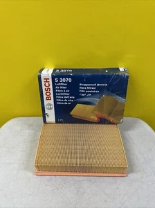 Bosch Air Filter S3070 1457433070 FITS FORD TRANSIT 2000-2014 - Picture 1 of 24