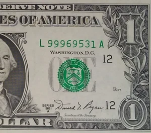 ((HIGH SERIAL #)) $1 1981A (CHOICE CU) - FANCY SERIAL # ** PAPER CURRENCY - Picture 1 of 3