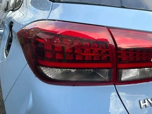 LED-RÜCKLEUCHTE HINTEN AUSSEN FÜR HYUNDAI I30 N MK3 2021-2024 BEIFAHRERSEITE - Bild 1 von 1