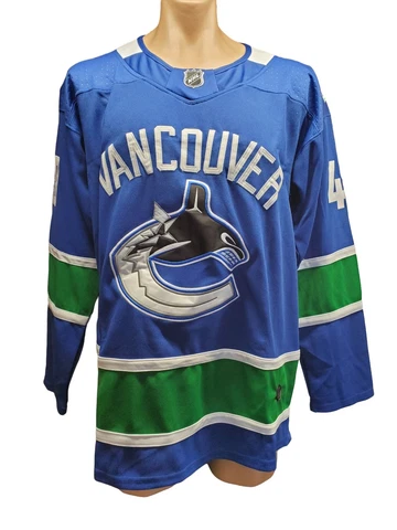 Adidas Climalite Vancouver Canucks Pettersson Hockey Sweater with tags - Size 52 Cover