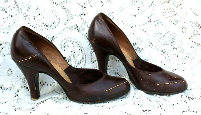 Vintage 1940's Brown Leather 3" Pumps / Shoes SZ 6 - 6.5 Very Rockabilly - Image 1 of 4
