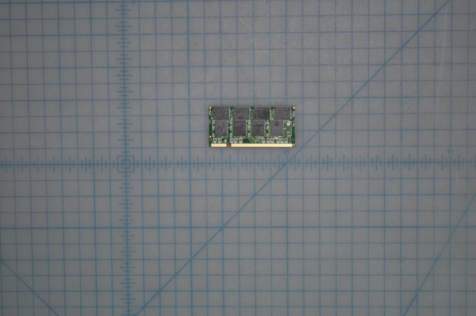 IBM 1GB CL2.5 DDR PC2700 SD RAM SODIMM Memory Grade B AA16S12864-PC333 - Image 1 of 1