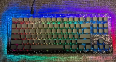 Womier S-K87 Ripple, TKL RGB mechanical keyboard (wired), water-waving design - Image 1 of 4