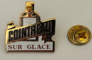 COINTREAU ~ On Ice ~ ENAMEL PIN BADGE - Picture 1 of 1
