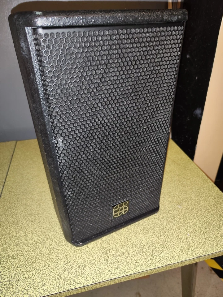 Logic Systems IS8 - Image 1 of 4