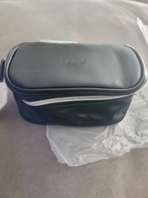 Calvin Klein Fragancia Negocios Informal Artículos de Aseo/Viaje/Bolsa de Afeitado 4"×4"×8" Foto 1 de 4