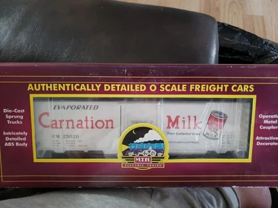 M.T.H. 0 SCALE CARNATION MILK FREIGHT TRAIN - Image 1 of 4