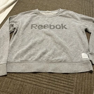 Reebok Sweater Women's Juniors Size XL Gray Pullover Long Sleeve Crew Neck #104 - Picture 1 of 7