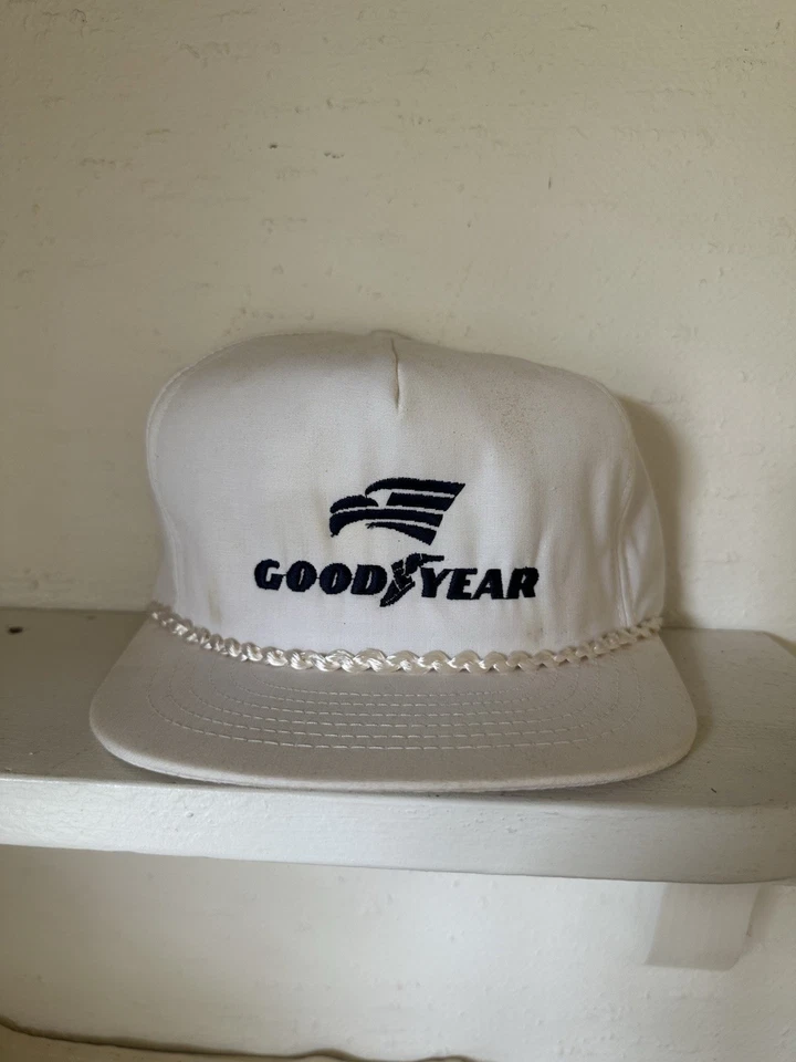 复古固特异卡车司机帽 – 白色网眼平沿帽带绳子装饰 – 促销帽 — 第 1/2 张图片