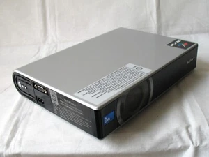 Sony Data Projector XGA 3LCD VPL-CX21 + Carry Case - Picture 1 of 8